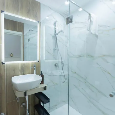 Vomero House 4* نابولي