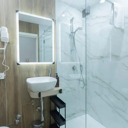 Vomero House بيت ضيافة نابولي
