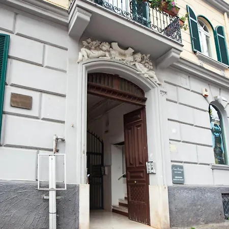 Vomero House Guest house